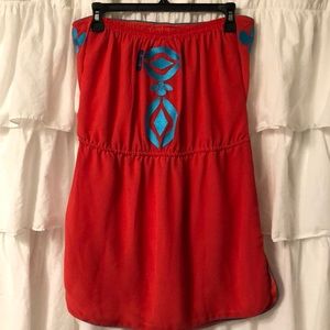 Strapless/embroidered top or mini dress